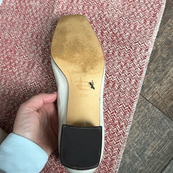 Etienne Aigner Women's Cream and Yellow Pumps - Picture 12 of 15